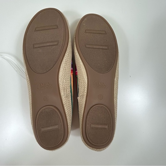 Nwot MIA Amore with Memory Foam Armanda Multi Colored Serape Stripe Espa… - Picture 7 of 8